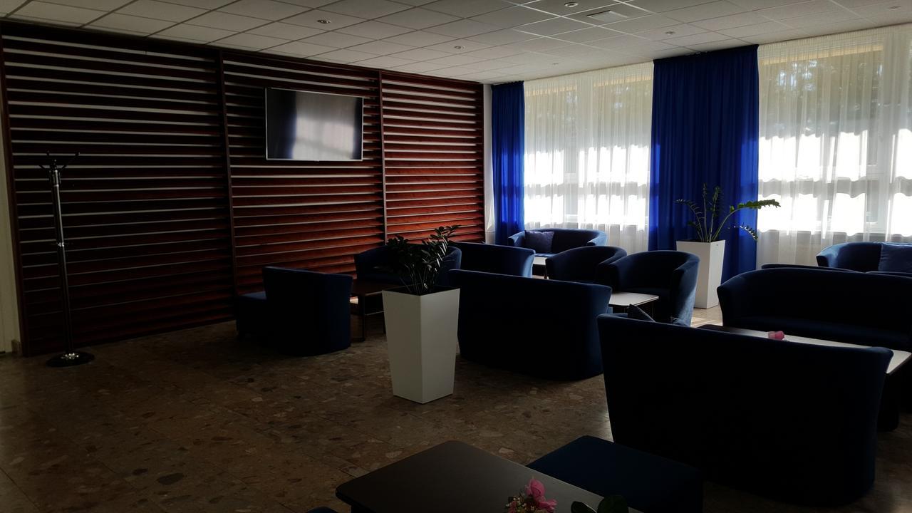 Hotel Banik Nitrianske Rudno Экстерьер фото