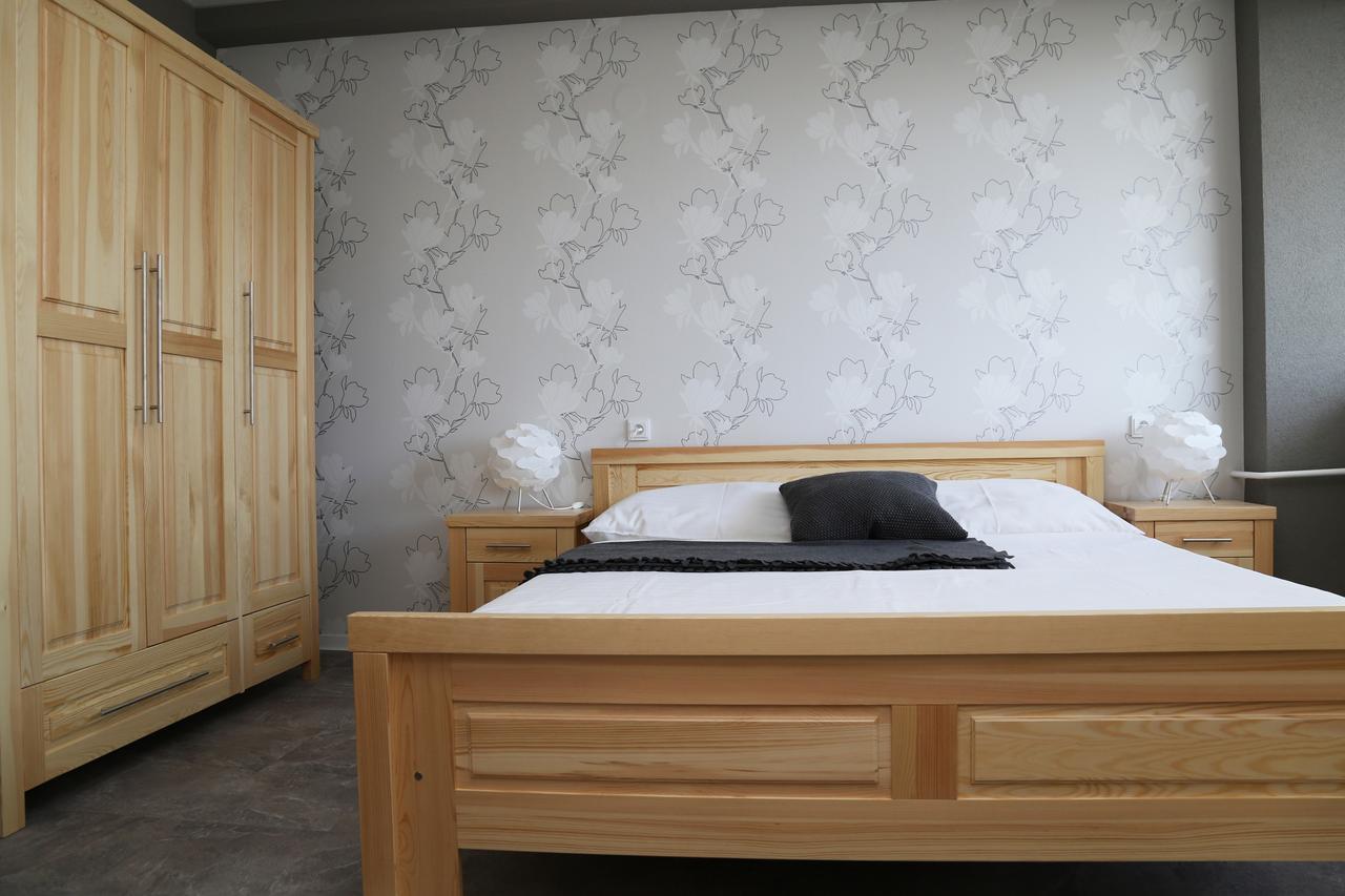 Hotel Banik Nitrianske Rudno Экстерьер фото